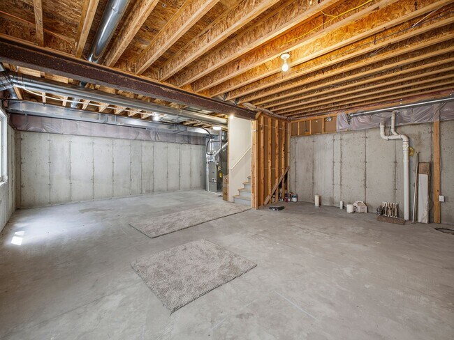 Building Photo - 2039 Sandhill Crane Cir