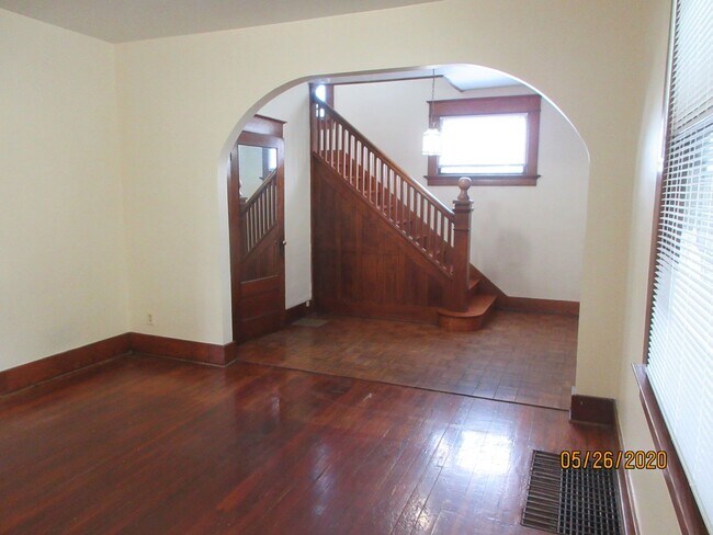 Building Photo - 1513 Runnion Ave