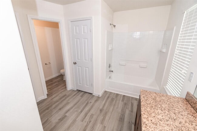 Building Photo - 2606 Montecito Ln