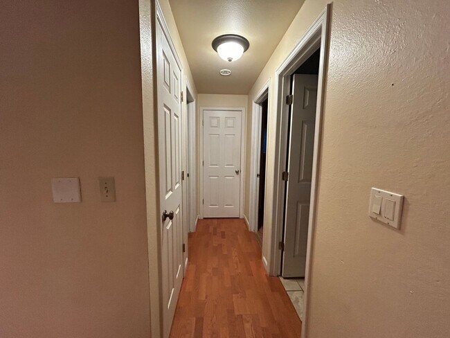 Building Photo - 5952 Longdin Rd