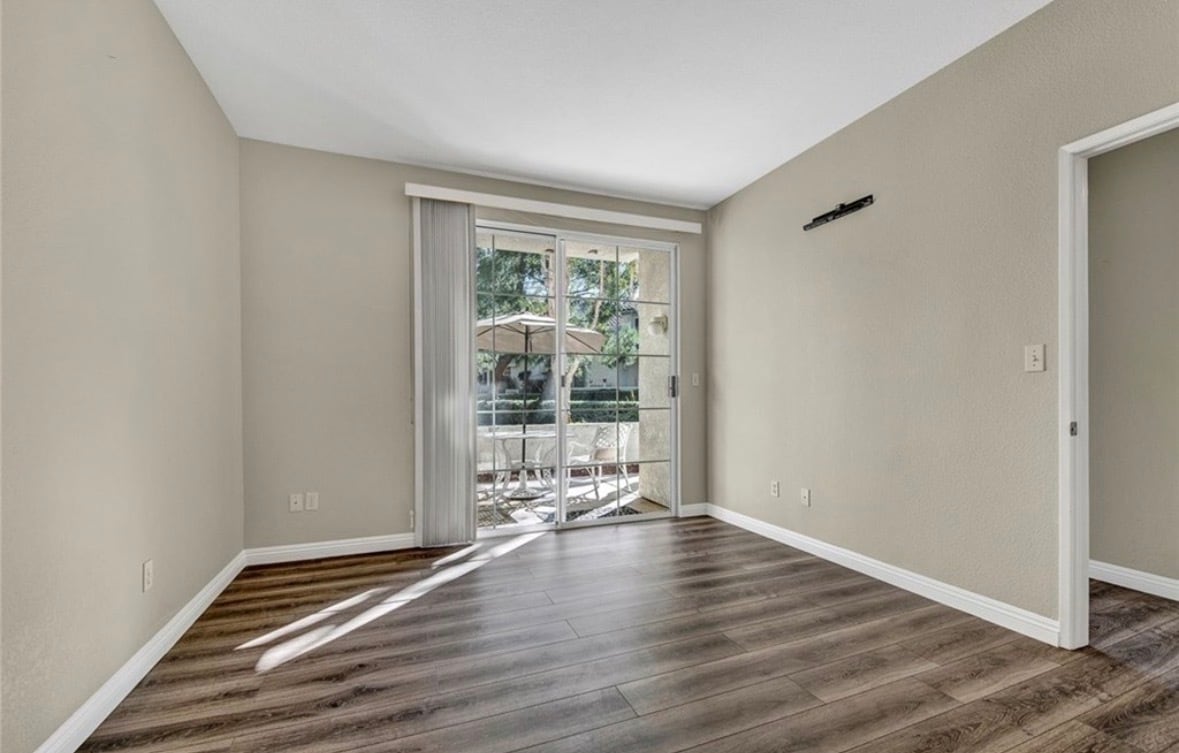 Building Photo - 8028 E Far Canyon Way