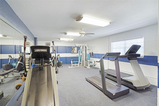 Building Photo - 1461 S Ocean Blvd