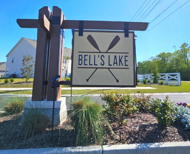 Building Photo - Bell's Lake-Longs