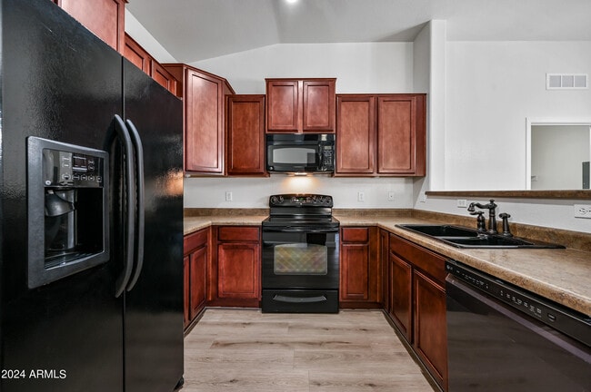 Building Photo - 2150 W Alameda Rd