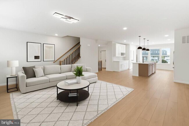 Building Photo - 4 Barton Ave