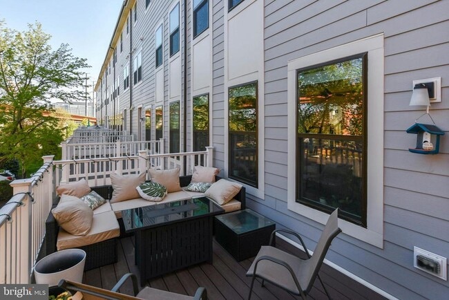 Building Photo - 5692 Stephanie Tessa Way