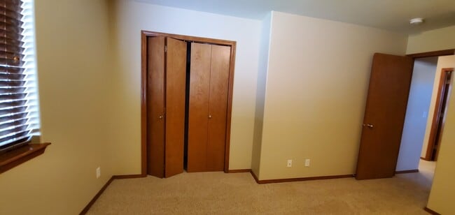 Building Photo - Beautiful 6 Bed/3 Bath House in Hayden, ID!