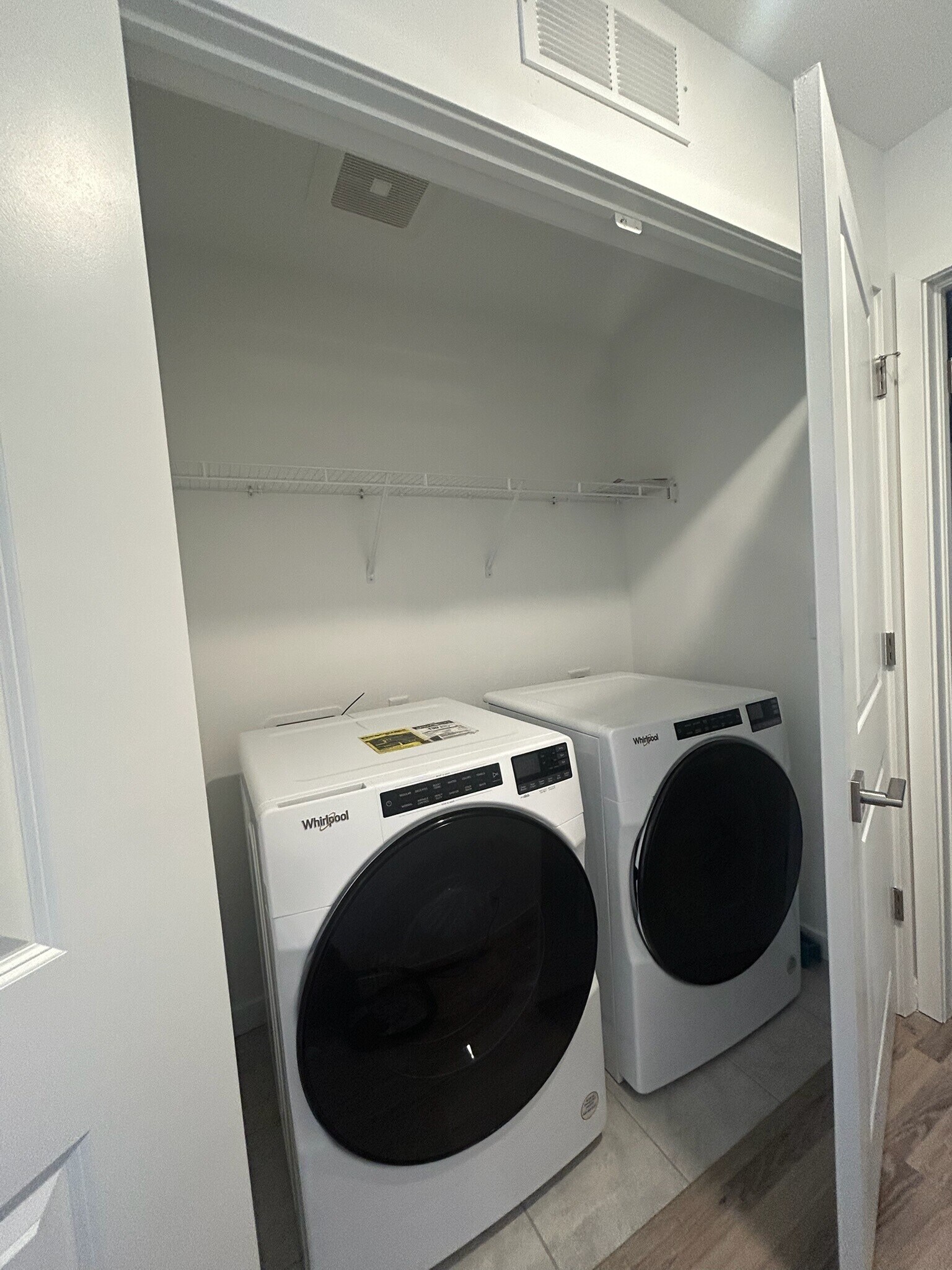 Building Photo - 356 Geneva St