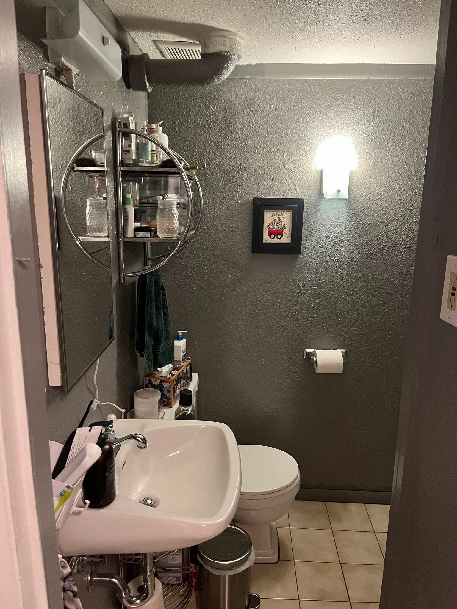 Building Photo - 470 S 39th St