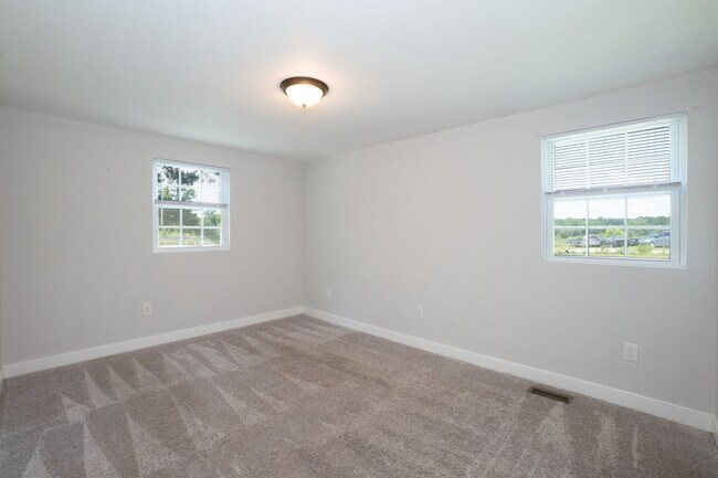 Building Photo - 3728 Gideon Dr