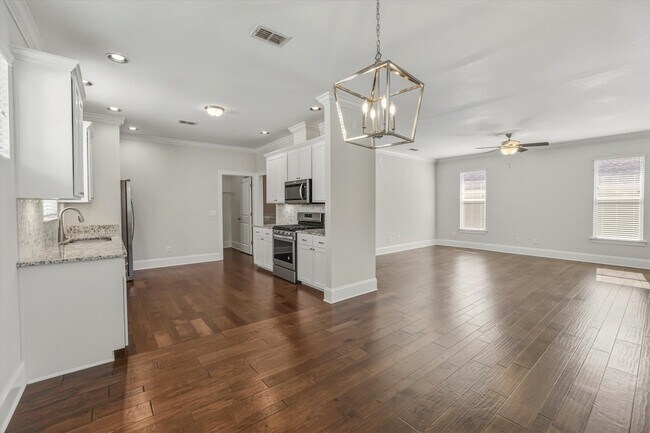 Building Photo - 1743 Brush Hill Rd