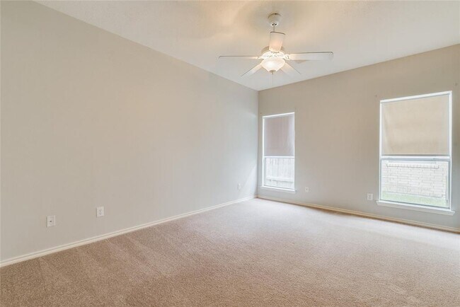 Building Photo - 3402 Pebble Beach Ln