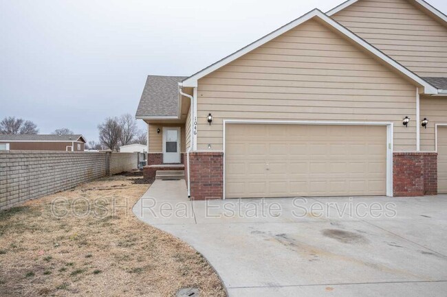 Primary Photo - 1048 E Karla Ave