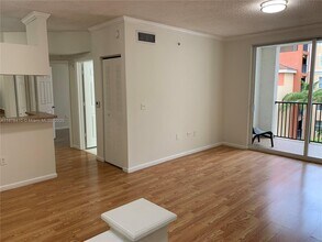 Building Photo - 17150 N Bay Rd