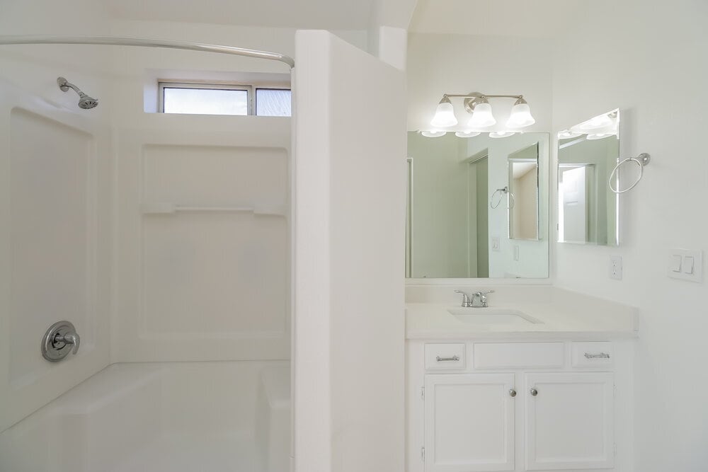 Building Photo - 851 E Boston St