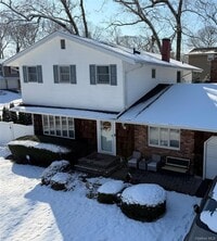 Building Photo - 32 Landview Dr