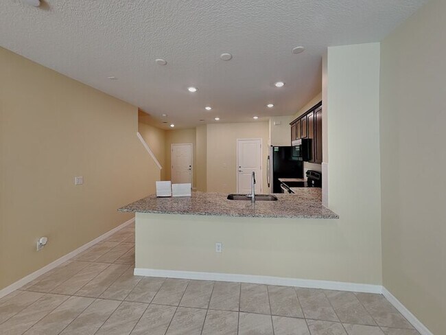Building Photo - 4561 Sparkling Shell Ave