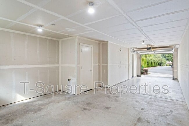 Building Photo - 12925 3rd Ave SE