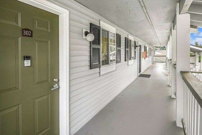 Building Photo - 23321 Cedar Way