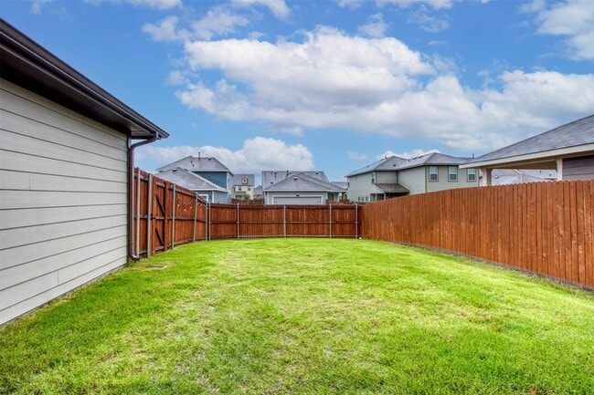 Building Photo - 2846 Hudson Dr