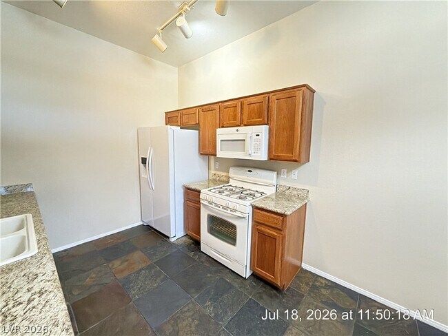 Building Photo - 8805 Jeffreys St