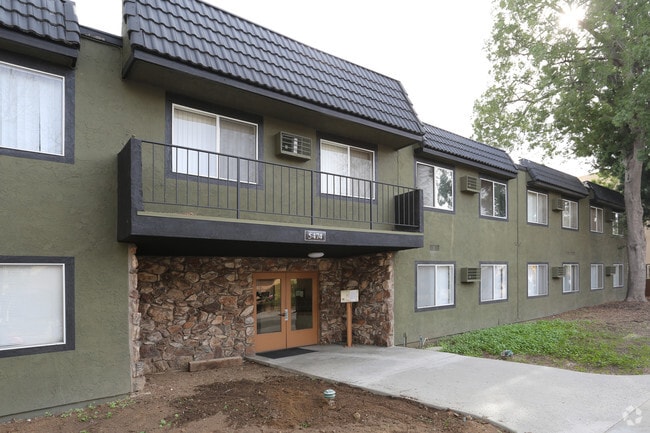 Building Photo - Patrician Apartments