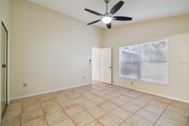 Building Photo - 2342 Tioga Dr