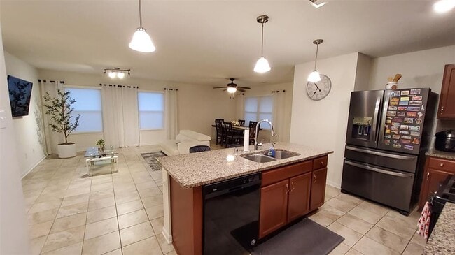 Building Photo - 25307 Western Sage Ln