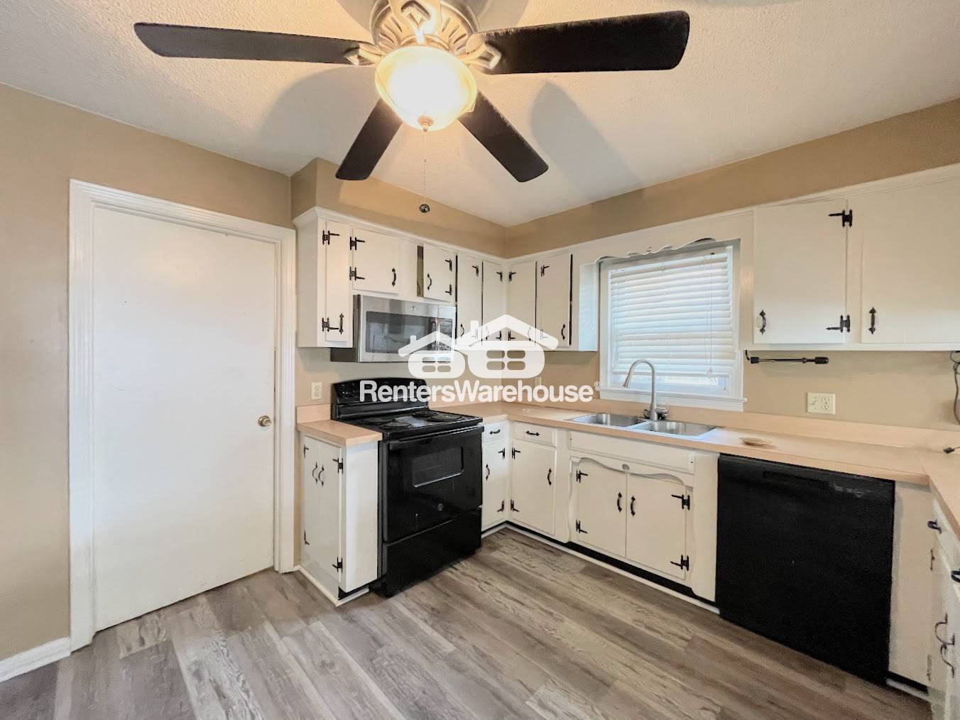 Building Photo - 716 Cardover Ave