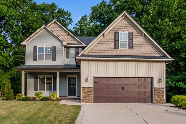 Building Photo - 39 Grand Manor Ct