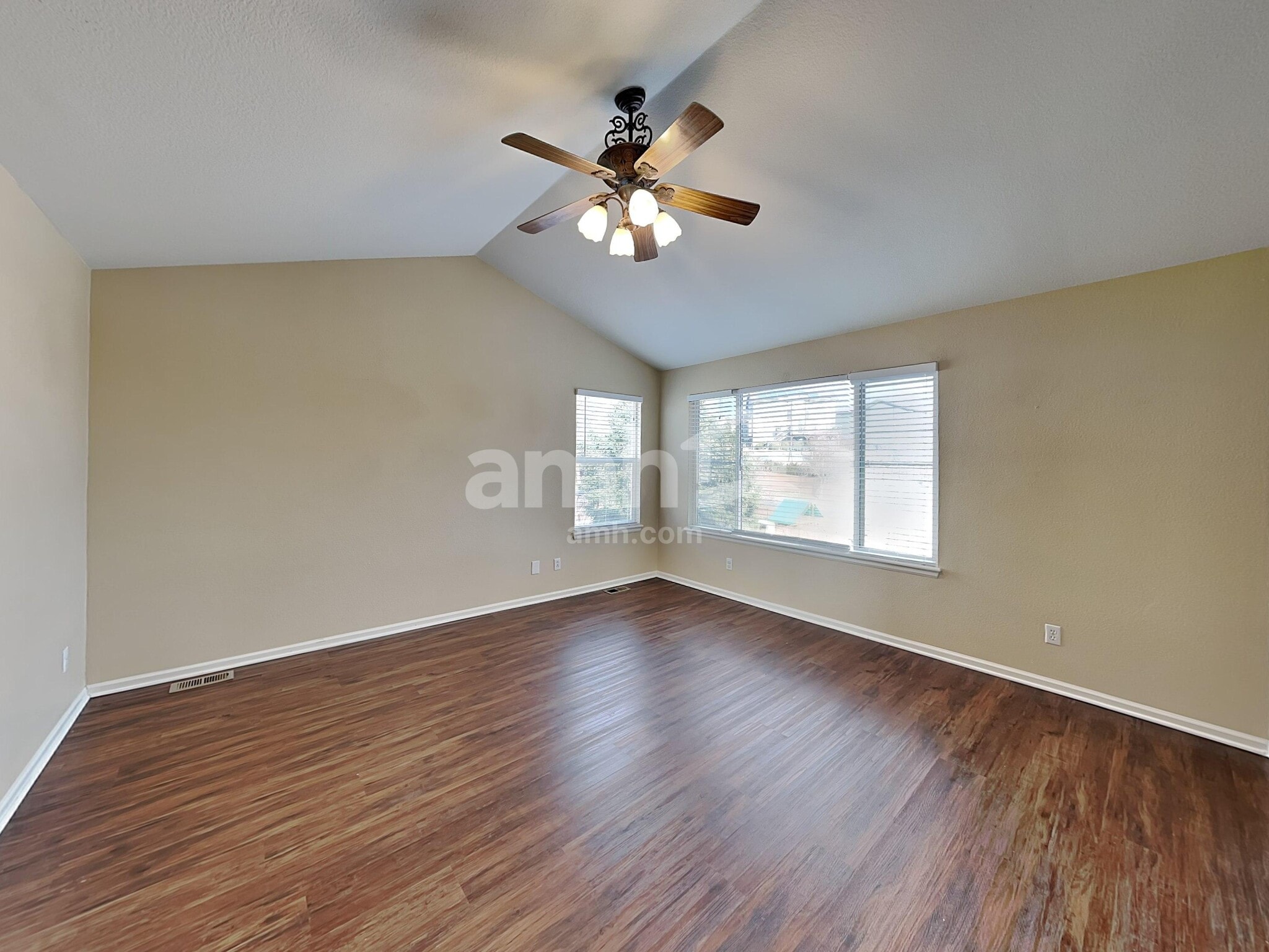 Building Photo - 10550 Mount Columbia Pl