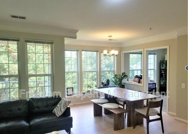 Building Photo - 12624 Fair Crest Ct