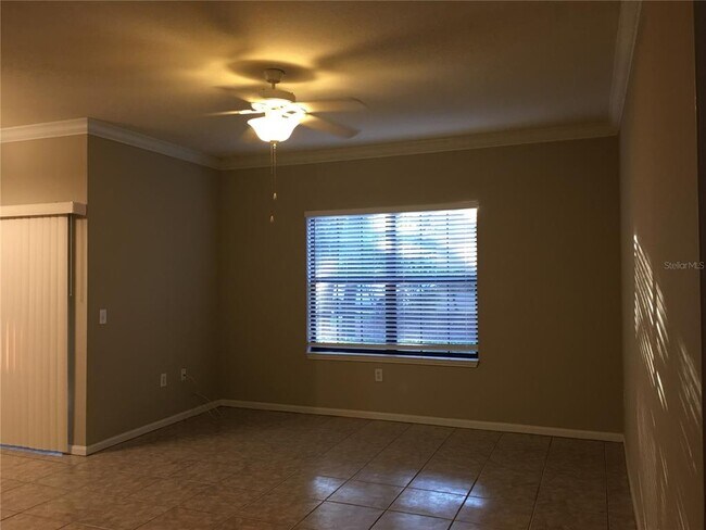 Building Photo - 2171 Portofino Pl