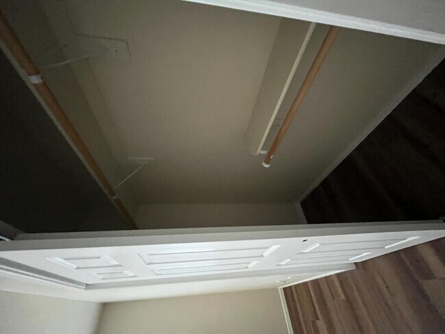 Building Photo - 357 Cliffs Pkwy