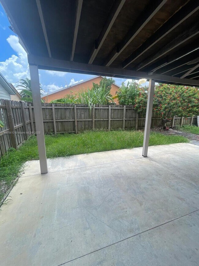 Building Photo - 12740 SW 249th Terrace