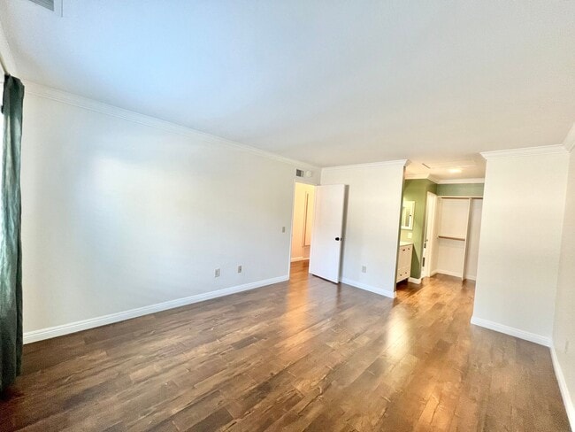 Building Photo - Beautiful 3Bd/2Ba In a Great Location!