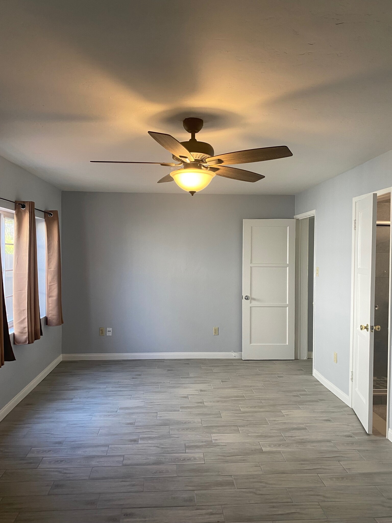 Building Photo - 536 Grant St