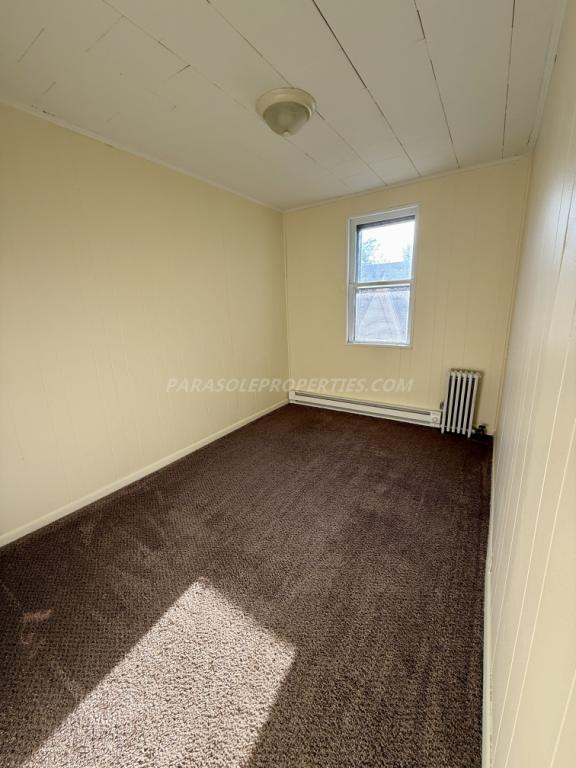 Building Photo - 333 E Locust St