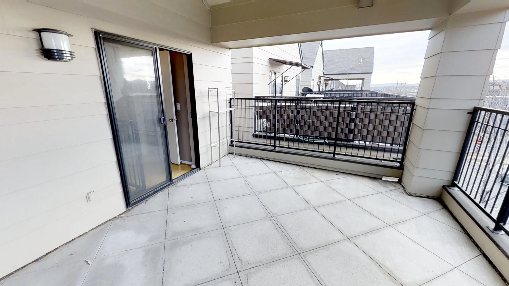 Building Photo - 3038 Umatilla St