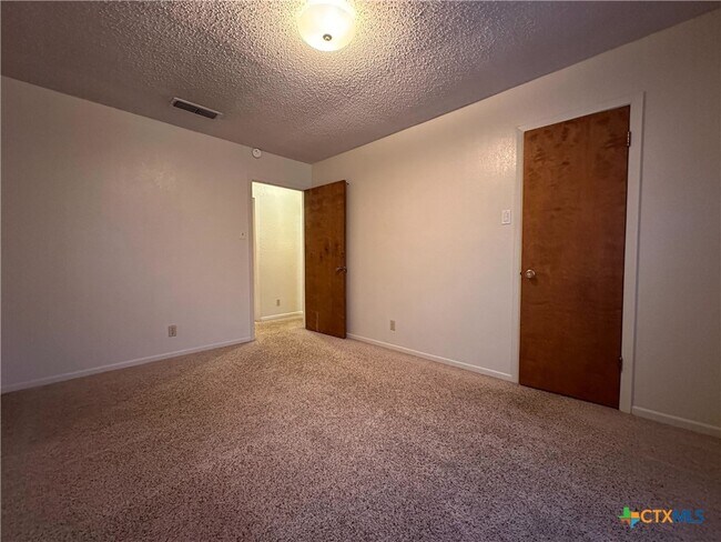 Building Photo - 1514 Arkansas Ave