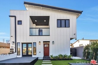 Building Photo - 3141 S Halm