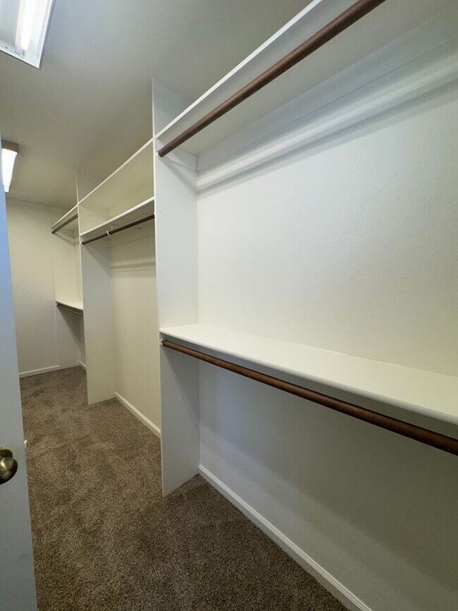 Building Photo - Spacious 5 Bedroom Home in NW Reno with 2 Primary Suites