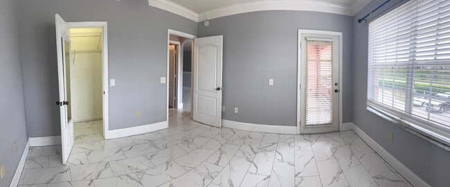 Building Photo - 504 Belmont Pl