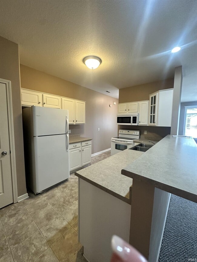 Building Photo - 315 Victoria Station Way