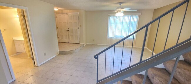 Building Photo - Scottsdale