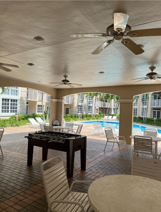 Building Photo - 1280 S Alhambra Cir