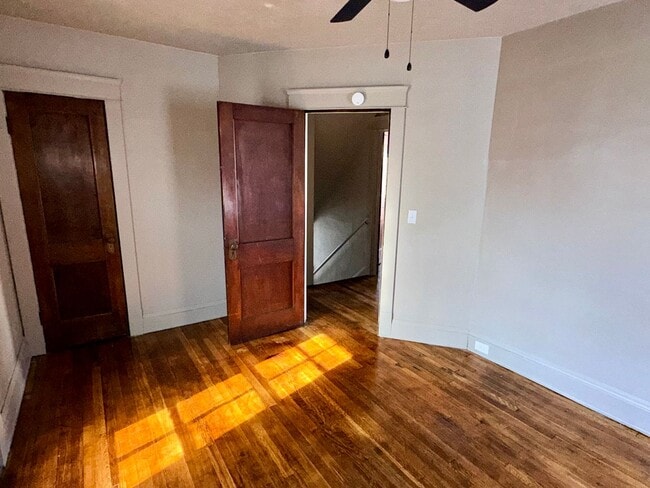 Building Photo - Full Remodeled Home