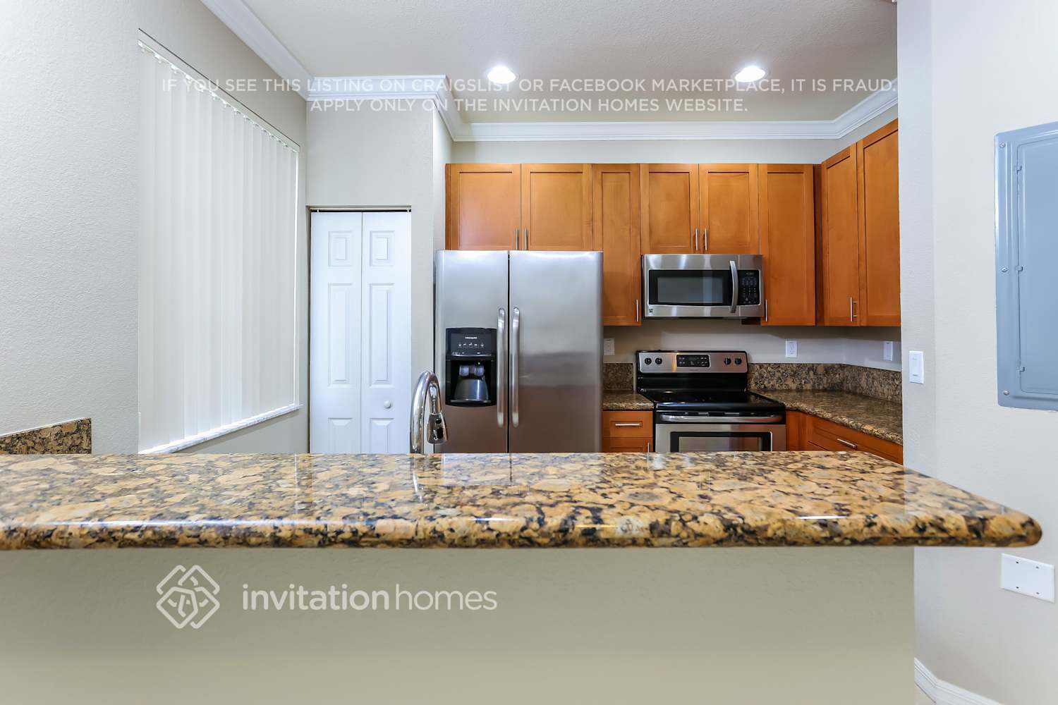 Building Photo - 12600 SW 50th Ct