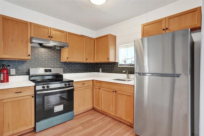 Building Photo - 249 SW 4th St