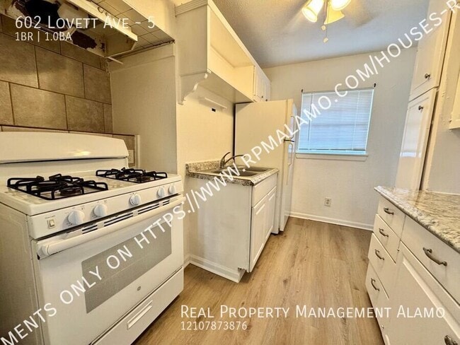 Building Photo - 602 Lovett Ave